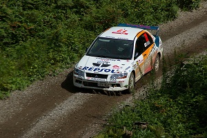 mitsubishi-lancer-evolution-7-2001-2003.jpg